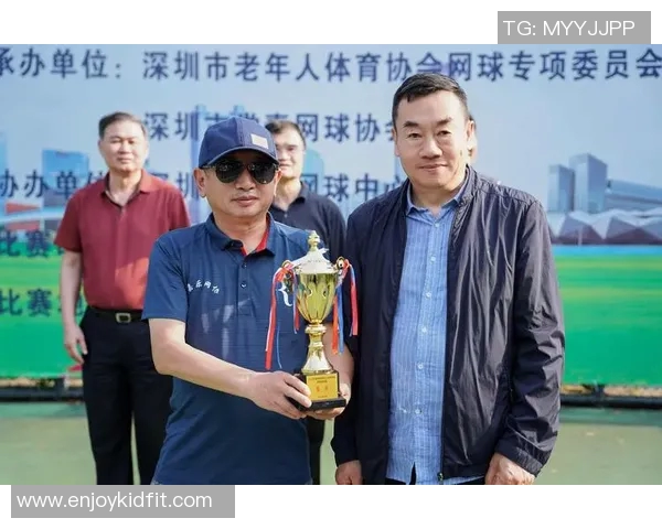 深圳网球队在世界锦标赛中的灵活性与战术应变能力全面分析