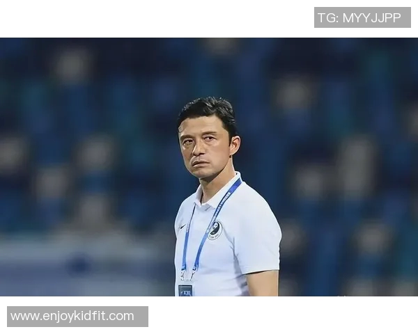 从绿茵场到教练席足球明星转型为何屡屡遭遇失败困境